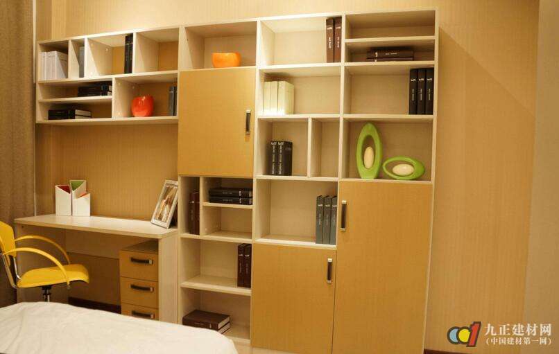 Design considerations for children's room bookcases